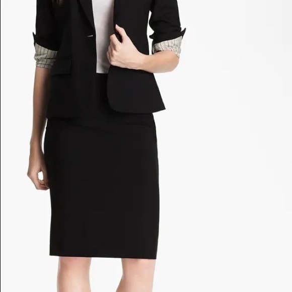 NWT Theory Golda Pencil Skirt - Picture 5 of 10